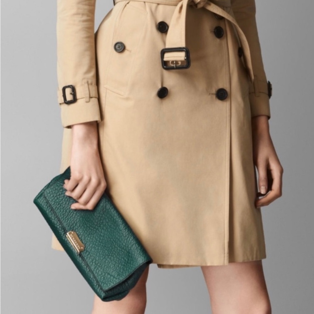 ✨ Authentic Burberry Mildenhall Crossbody Bag in Pebbled Leather - Deep Green ✨ - Picture 2 of 12